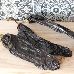 Piment pasilla – piment entier et séché