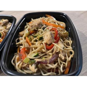 Poulet 🐓sauté aux légumes et nouille