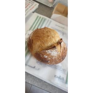 Petite boule de pain traditionnelle