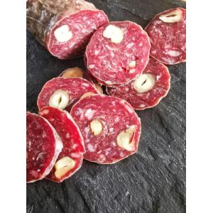 Saucisson de bœuf aux noisettes