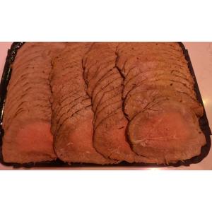 Rôti de bœuf cuit tranché