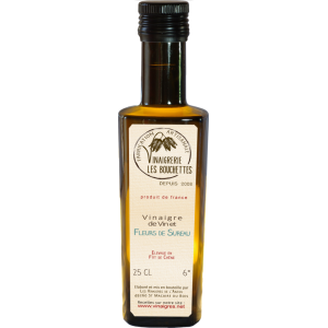 Vinaigre de vin et fleur de sureau